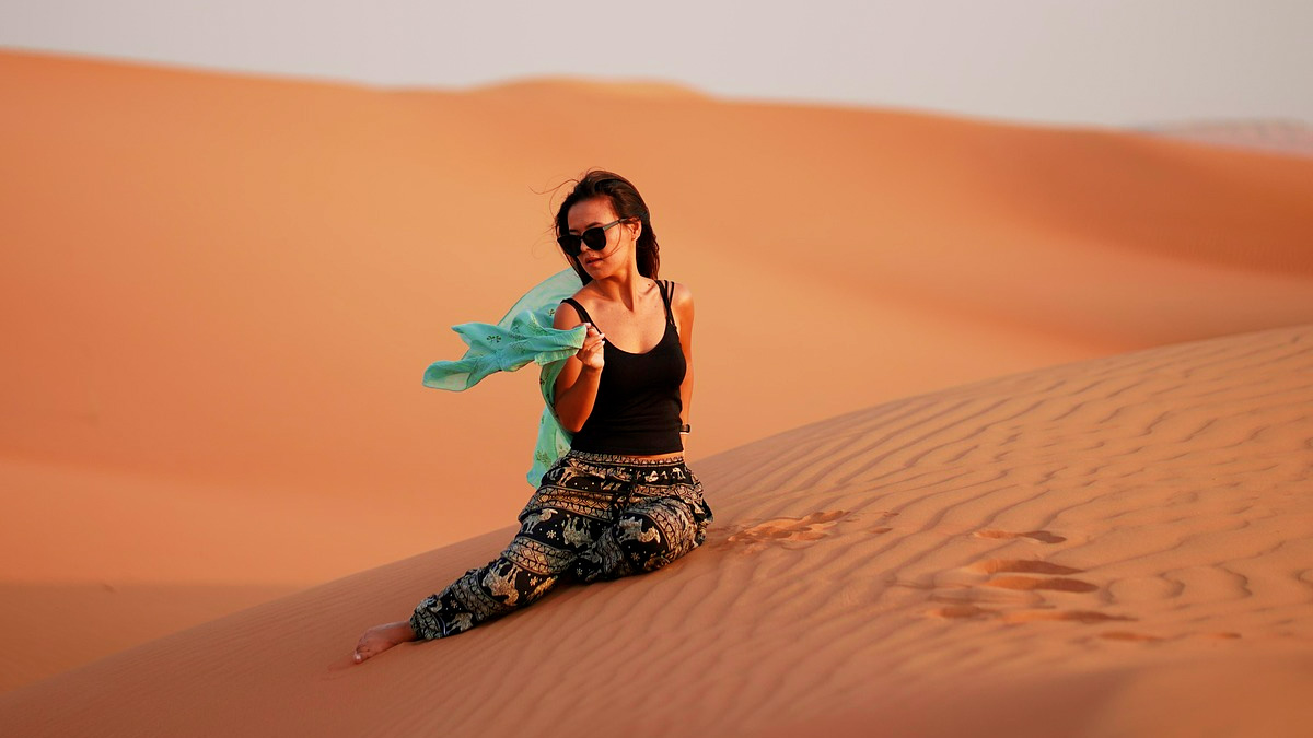 10 Must-Watch Deserts in the World