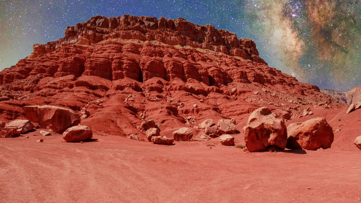 NASA Mars Rover Curiosity Discovers Breathtaking 'Sea of Polygons' on the Red Planet